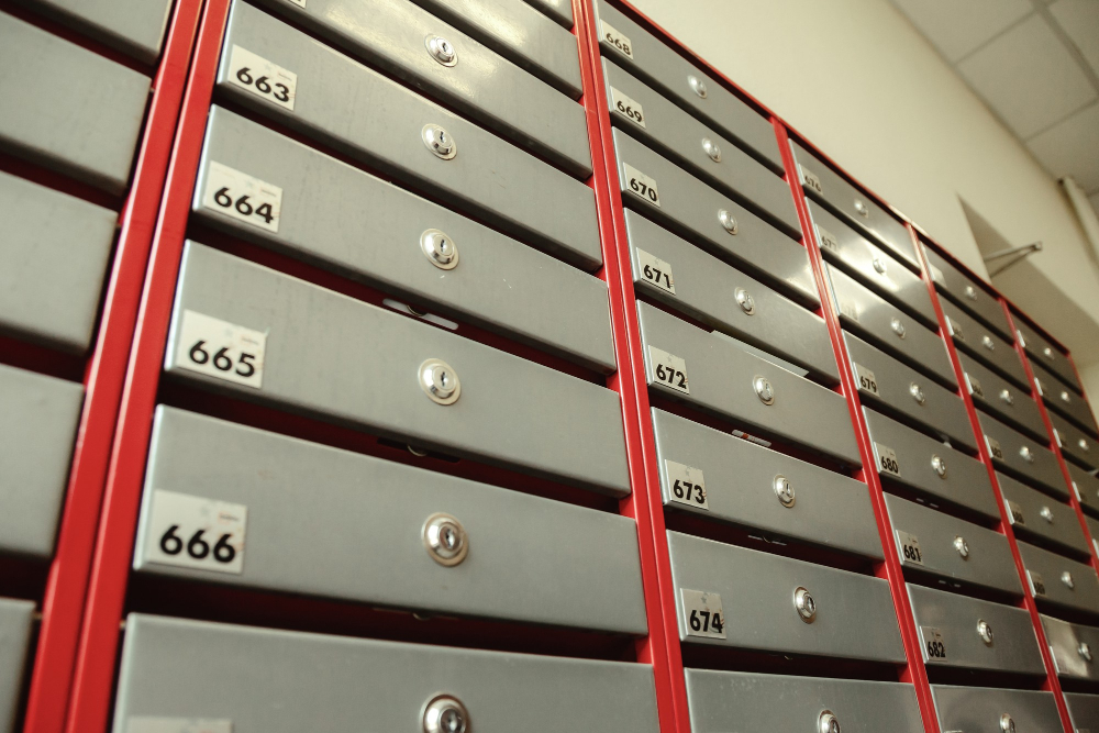 mailbox rental